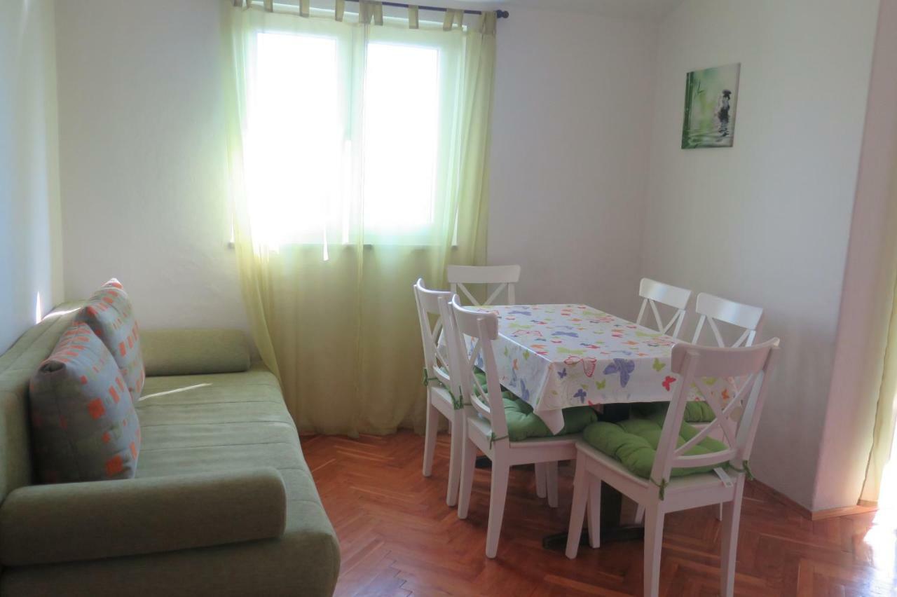 סטאריגרד-פקלניצה Lumbrela Apartments מראה חיצוני תמונה